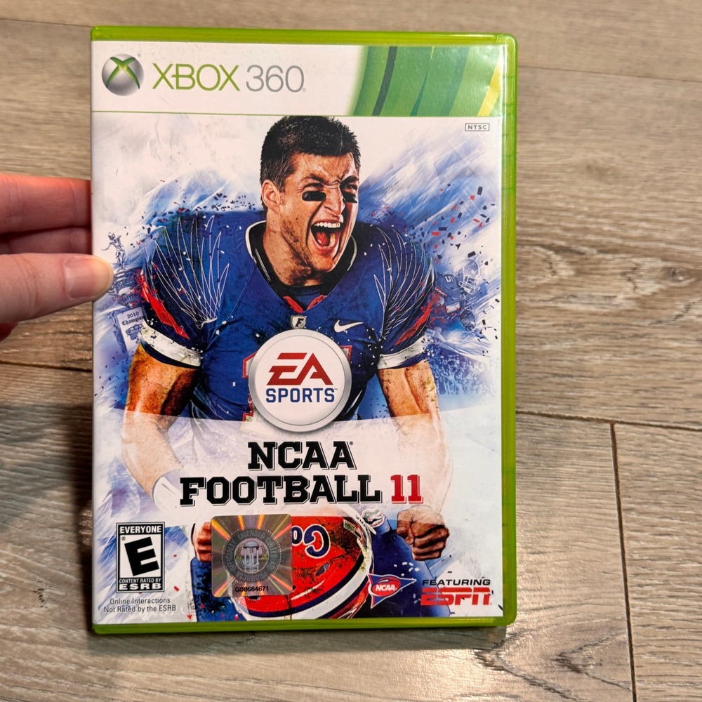 NCAA Football 11 Xbox 360 Video Game EA Sports‎